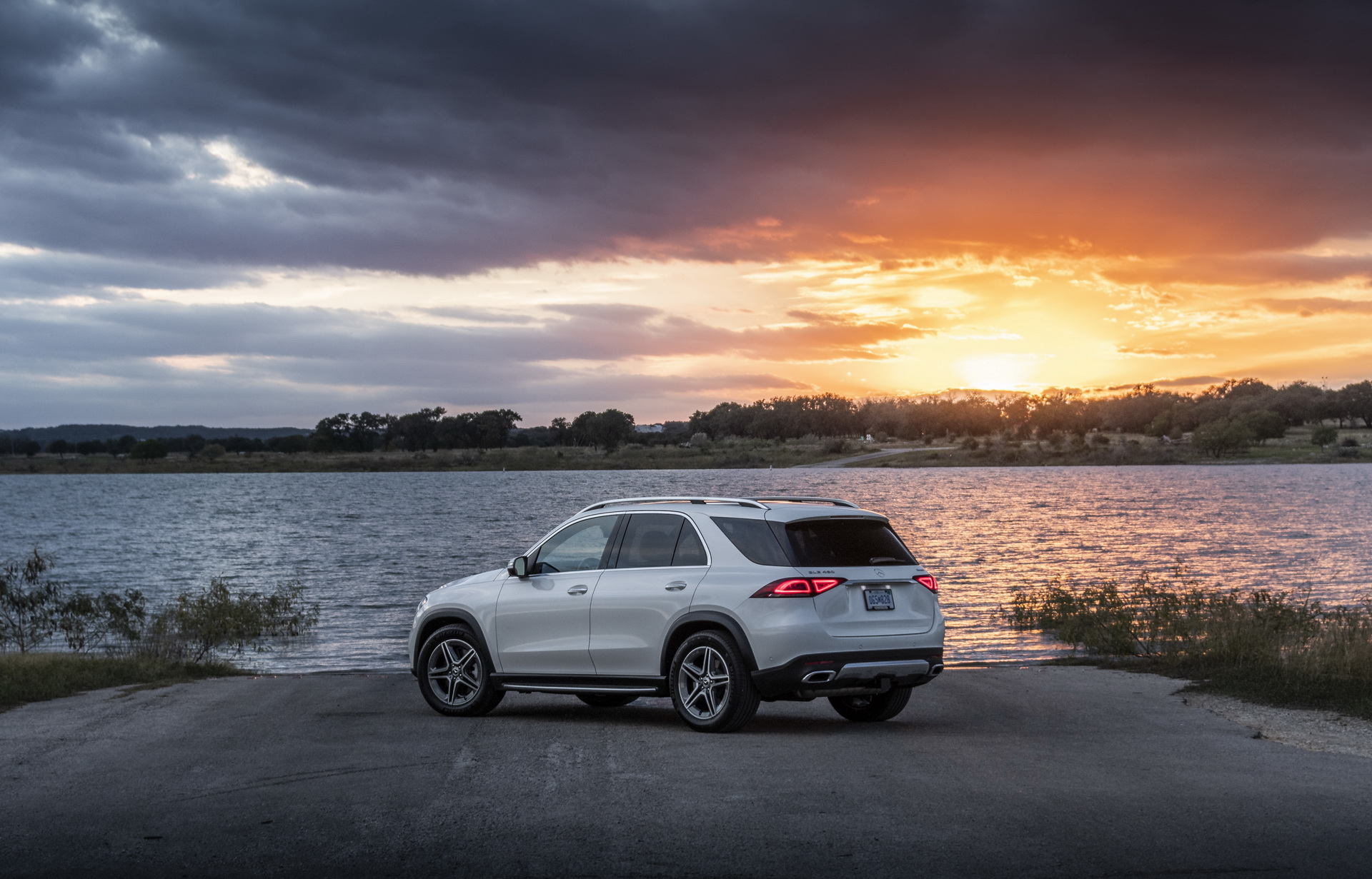 2019-Mercedes-GLE-41 2019 Mercedes GLE Detailed: More Tech, More Space, More Everything