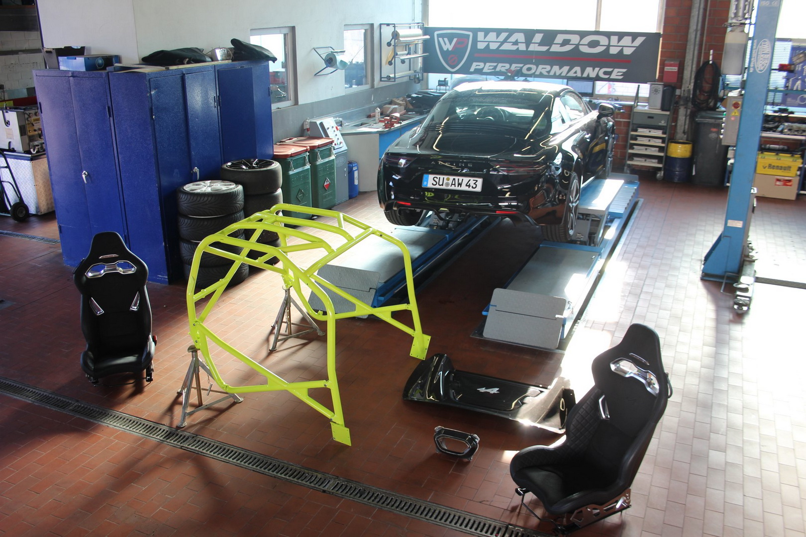 alpine a110 tuning waldow performance 11 Is This The First Tuning Job For The New Alpine A110?