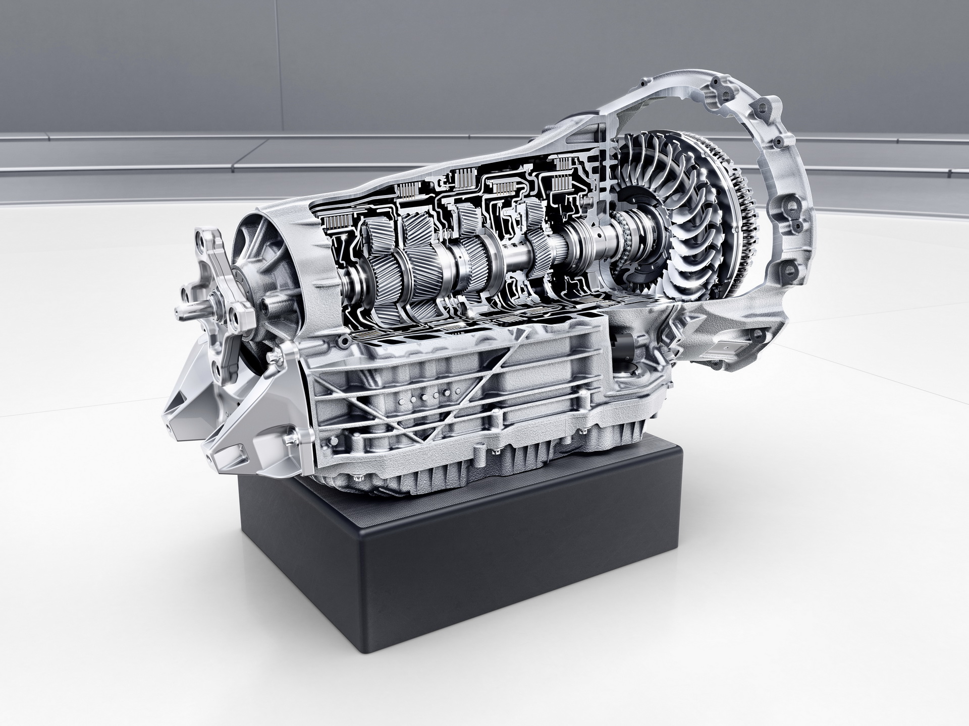 2019-Mercedes-GLE-126 2019 Mercedes GLE Detailed: More Tech, More Space, More Everything