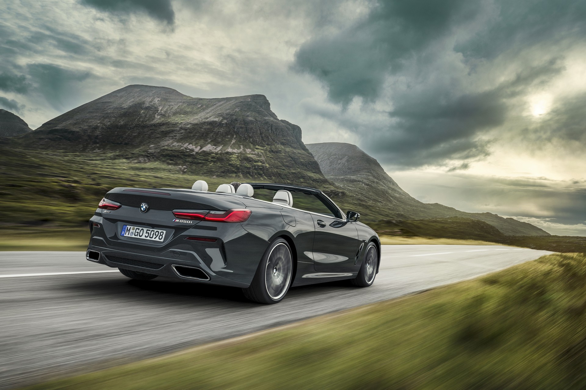 BMW 8-Series Convertible-1 BMW Drops The Top On The All-New 8-Series Convertible