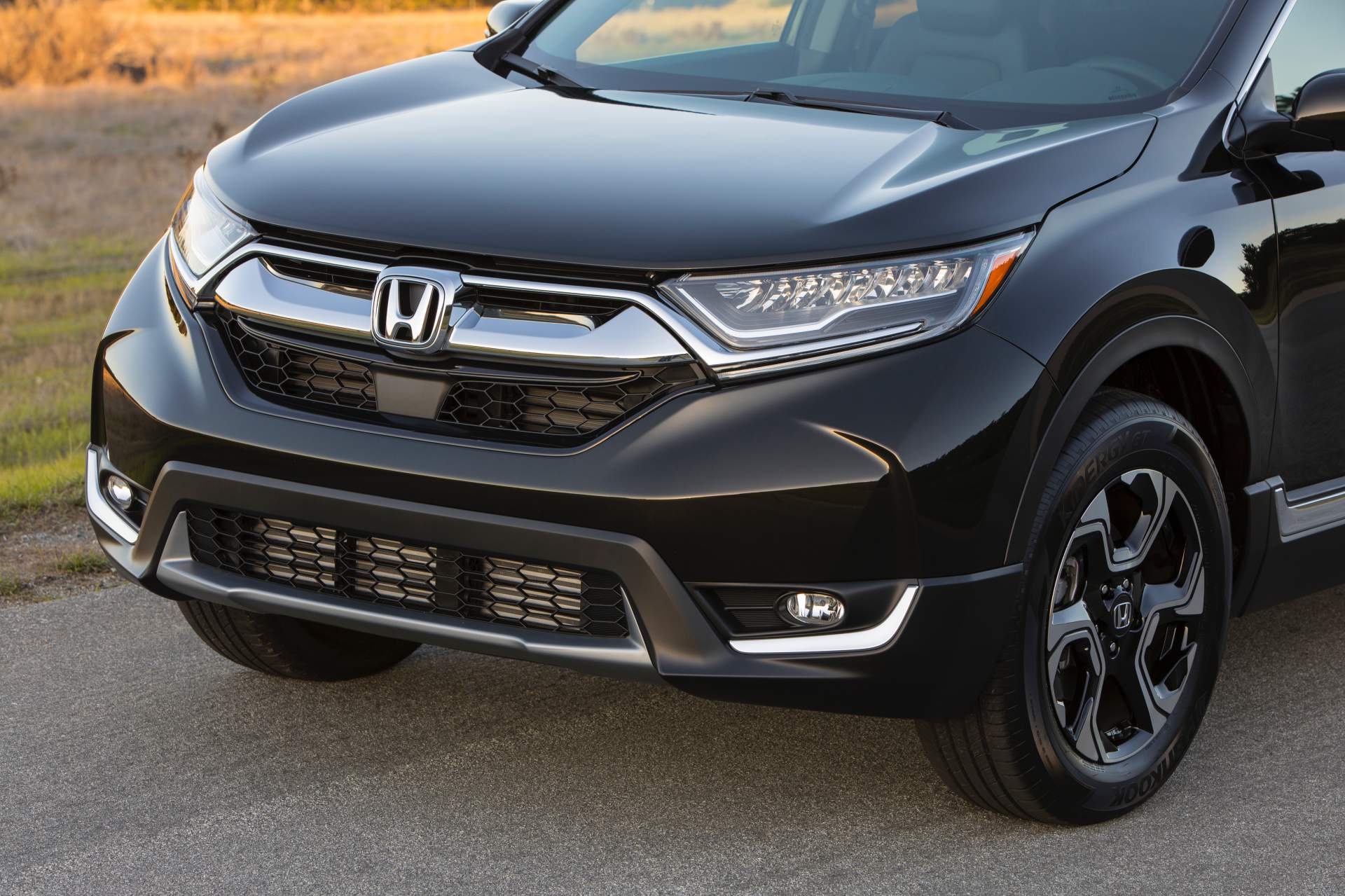 2019 Honda CR-V 2019 Honda CR-V’s Only Update Is A New Body Color Yet Pricing Increases By $100-$200