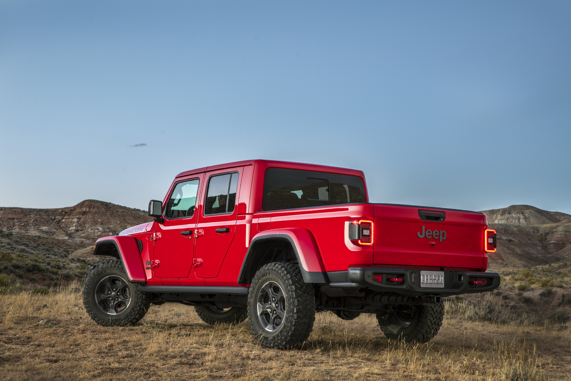 2020 Jeep Gladiator Truck 10 2020 Jeep Gladiator Just Can’t Wait To Tackle Some Off-Road Trails