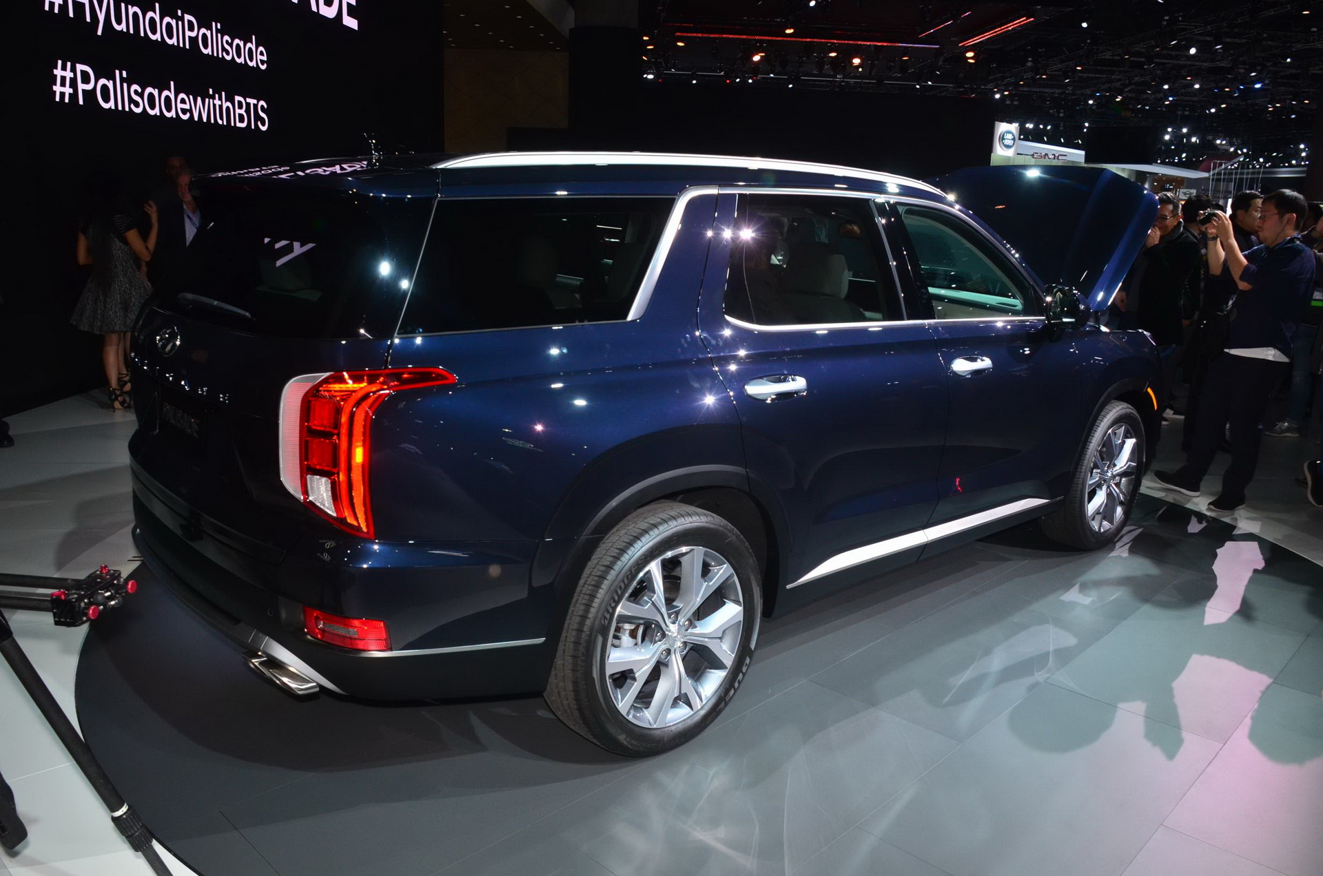 hyundai palisade la live pics 6 Hyundai’s New Palisade SUV Is What The VW Atlas Should Have Been