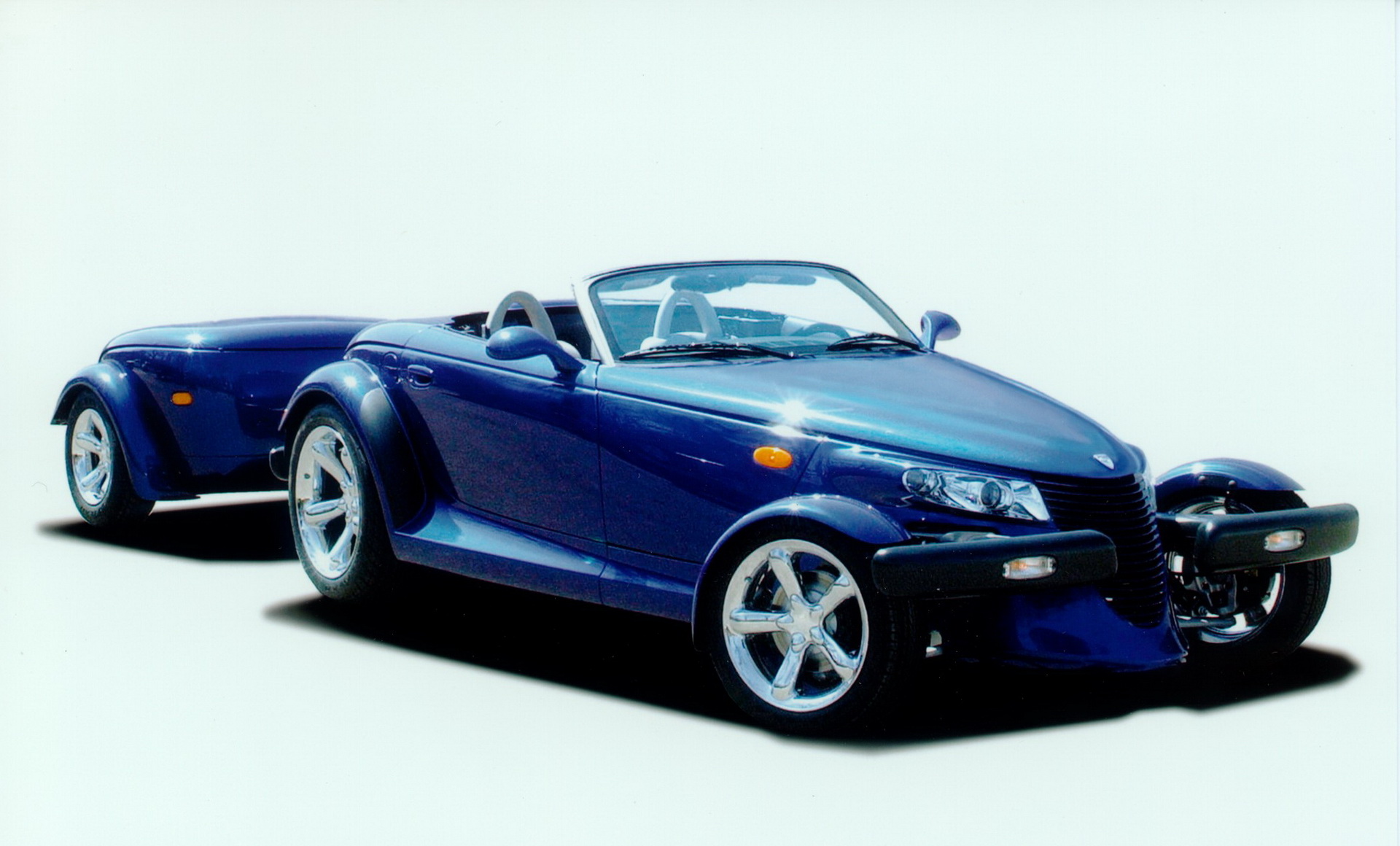 dodge challenger retro cars sales 5 Dodge Challenger Soldiers On As Retro-Styled Cars Are Still In Demand