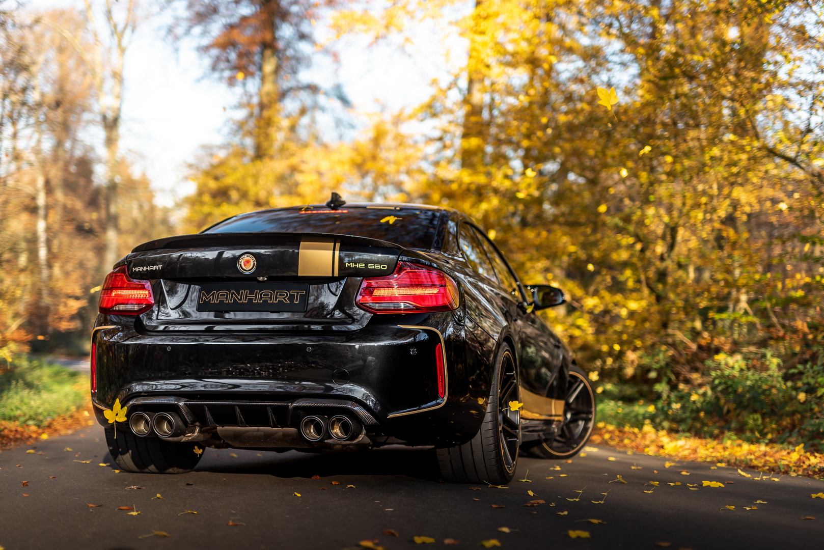 bmw m2 competition manhart mh2 550 tuning 3 Manhart’s BMW M2 Competition Gets 542 Horses To Play With