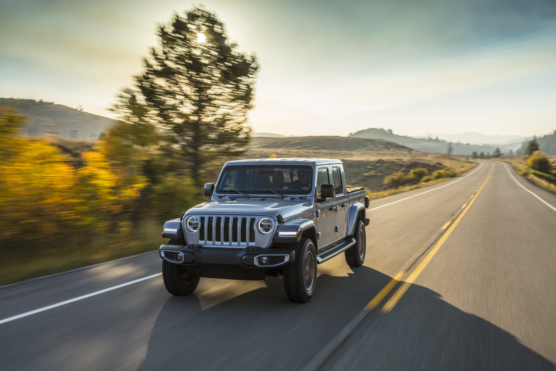 2020 Jeep Gladiator Truck 169 2020 Jeep Gladiator Just Can’t Wait To Tackle Some Off-Road Trails