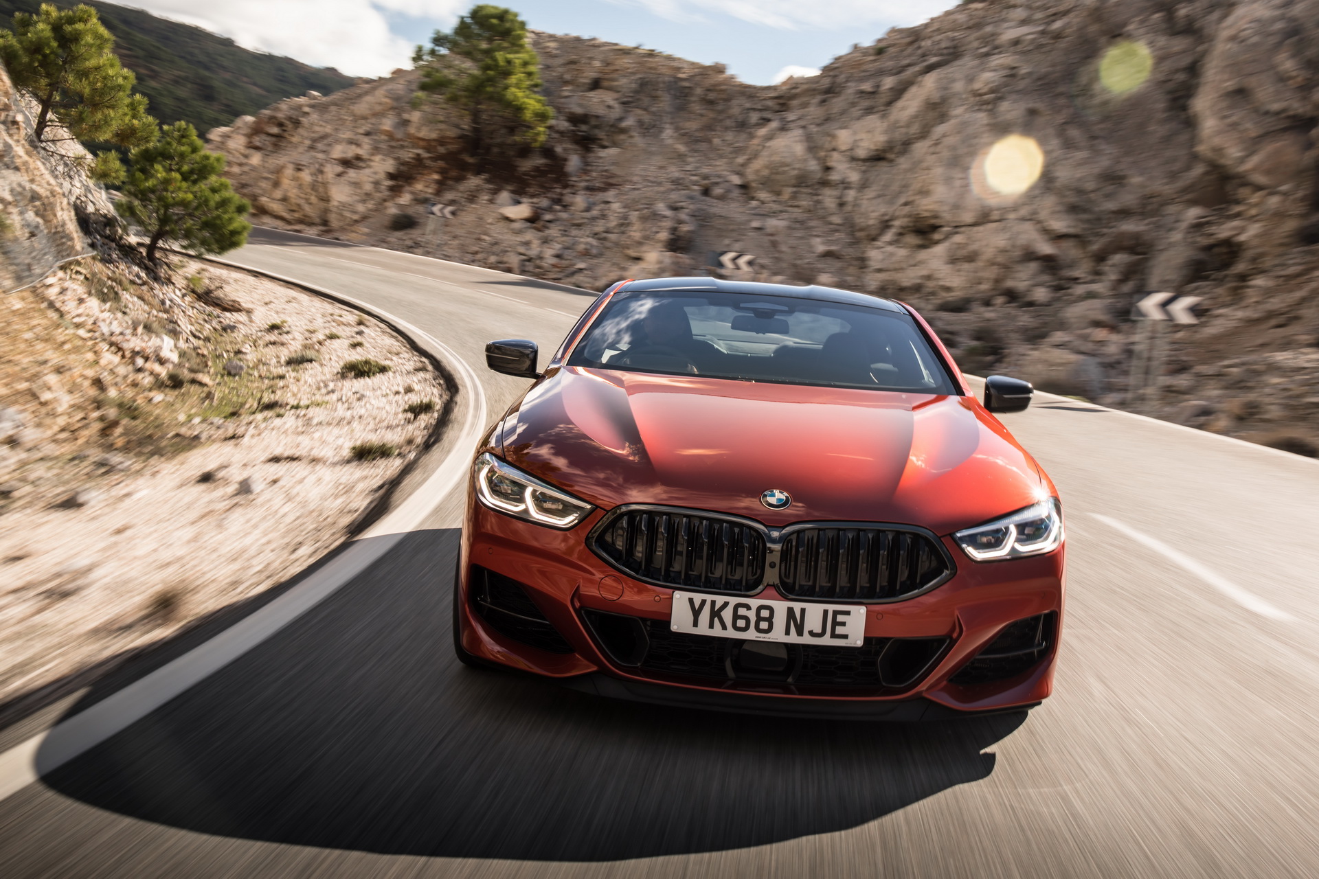 2019-BMW-8-Series-UK-16 2019 BMW 8-Series Coupe Lands In The UK Priced From £76,270