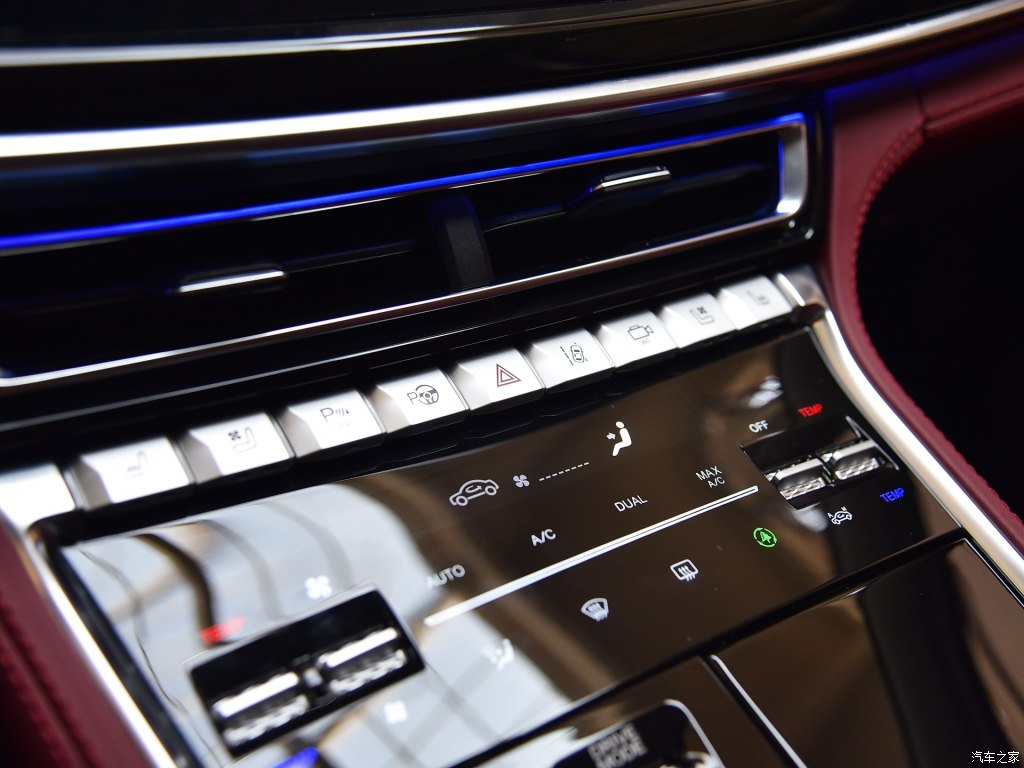 changan cs85 coupe crossover unveiled 87 Changan CS85 Coupe Crossover Looks Like The Lovechild Of A BMW X4 And A VW Touareg