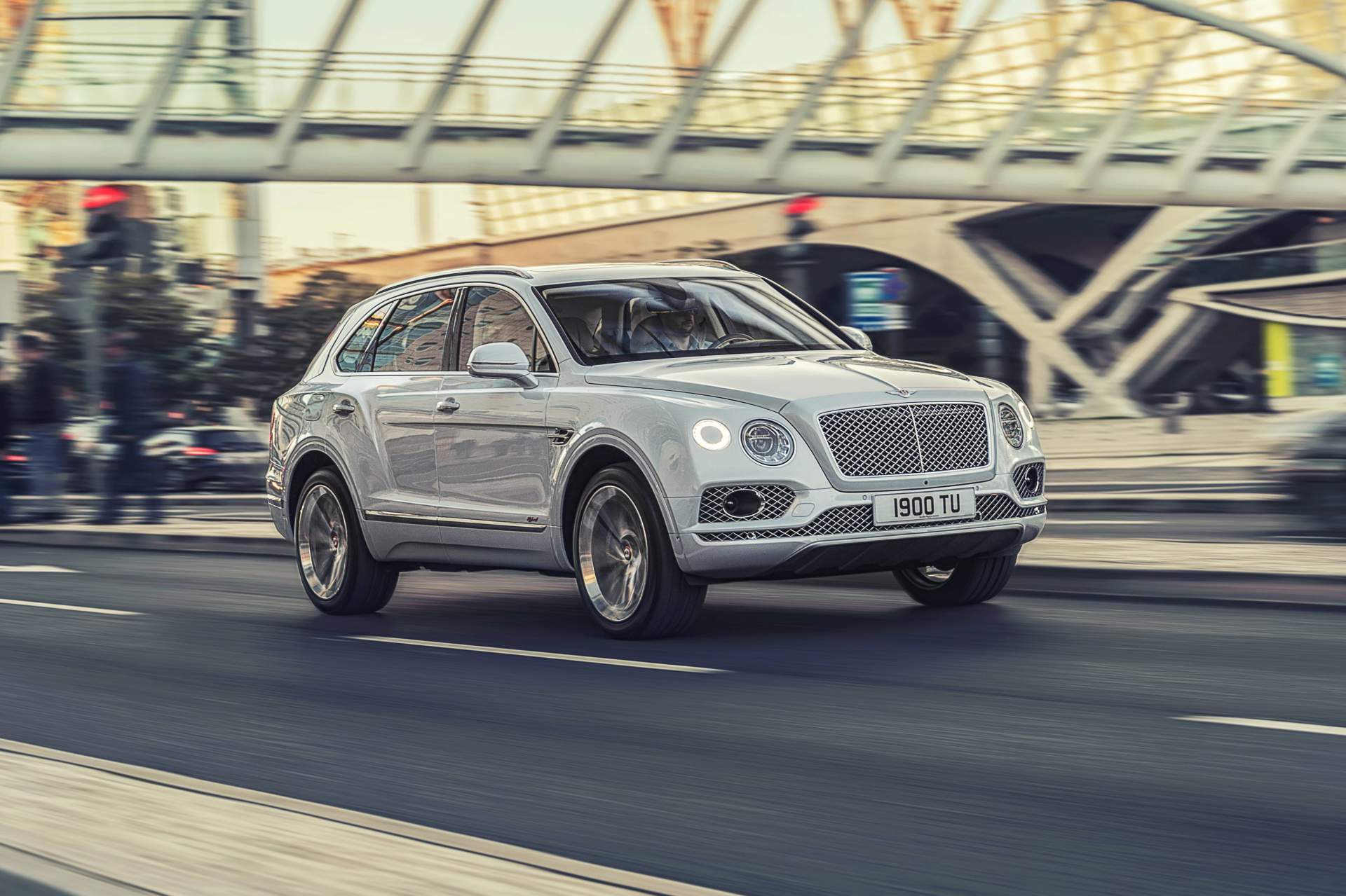 Bentley Bentayga Hybrid 1 WLTP Switch “Close To Catastrophic” For Bentley As It Lost 300-400 Bentayga Sales