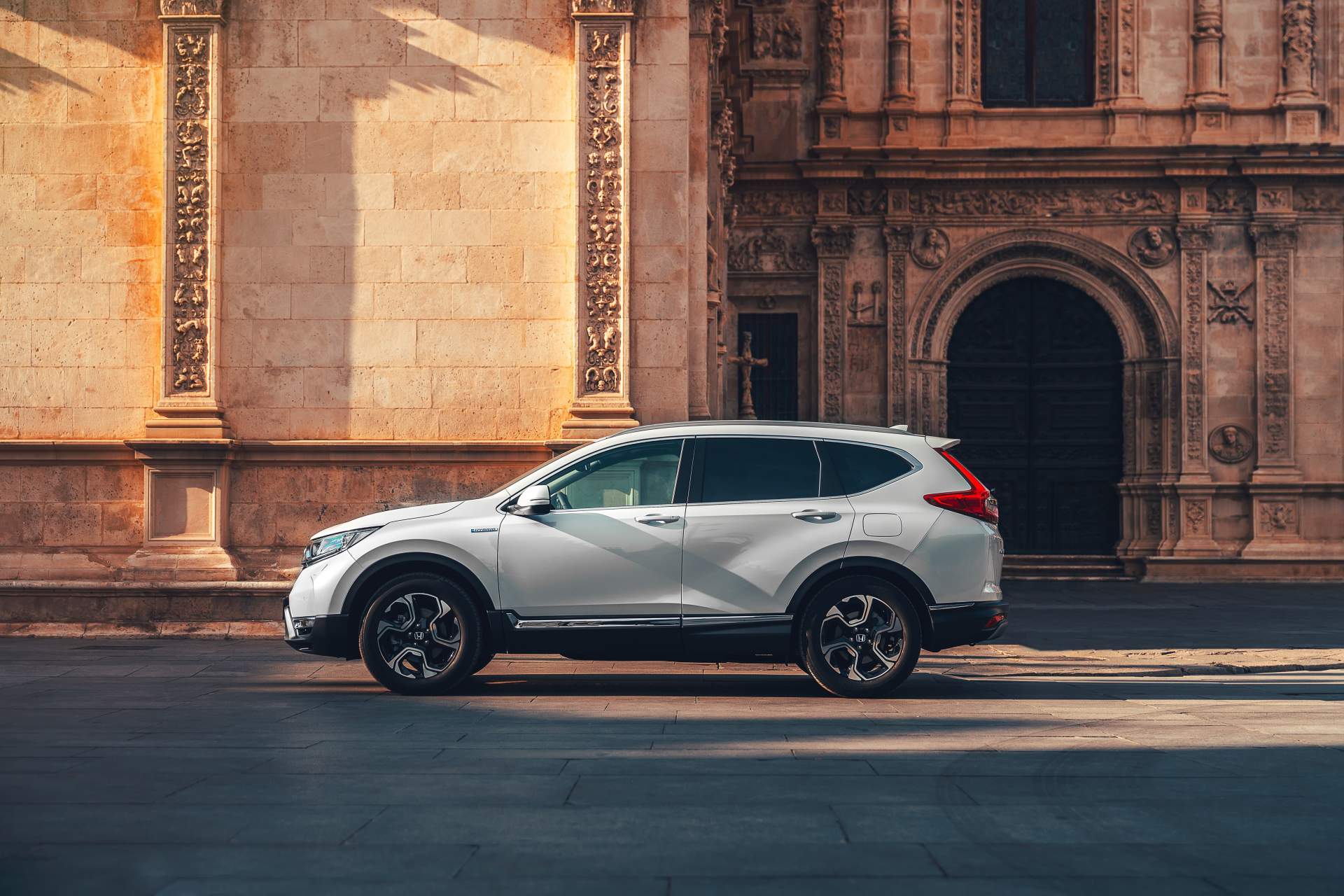 2019 Honda CR-V Hybrid Europe’s 2019 Honda CR-V Hybrid Gets Fully Detailed In 52 Photos