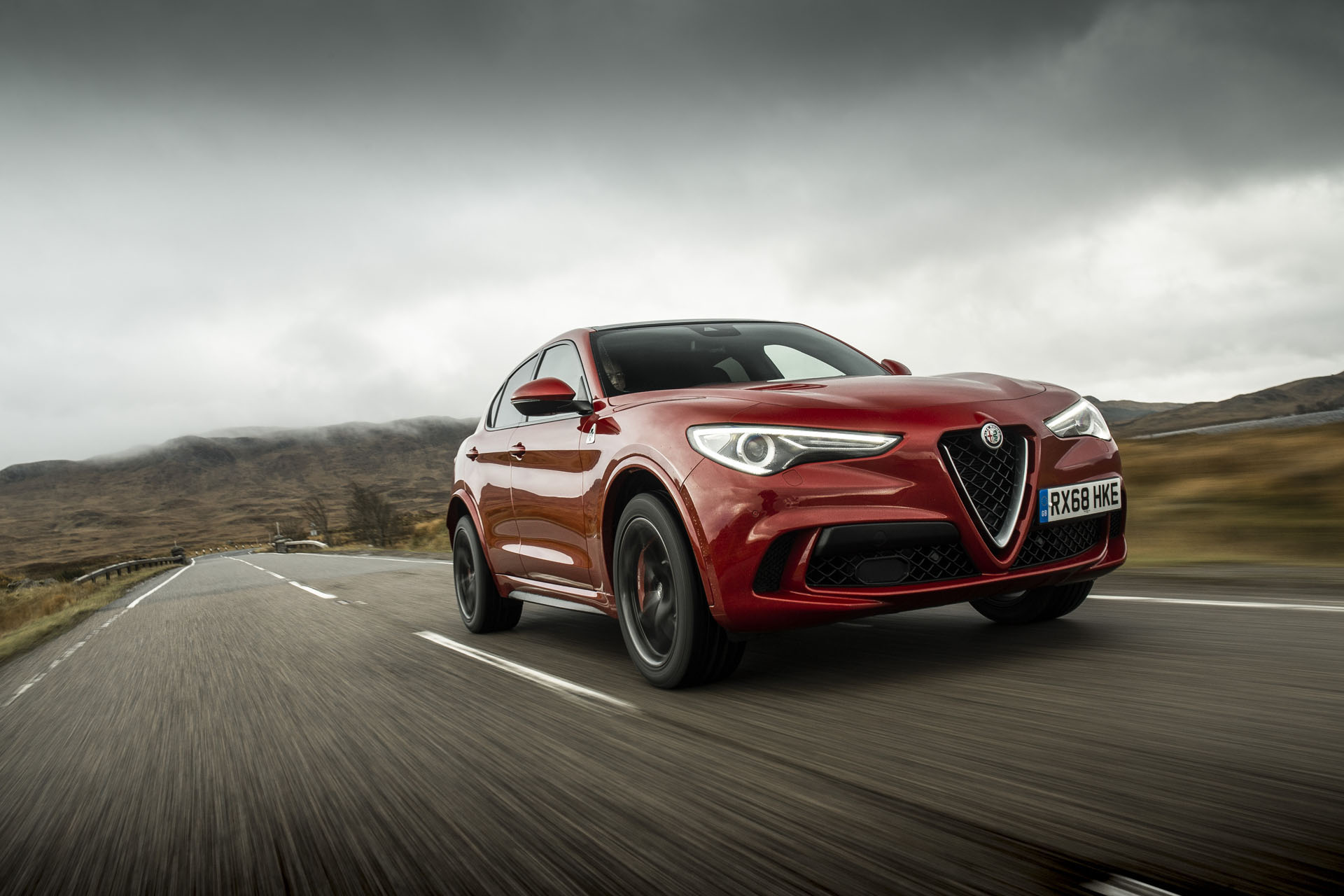 2019-alfa-romeo-stelvio-quadrifoglio-17 Start Your Morning Off Right With 125 Photos Of The Alfa Romeo Stelvio Quadrifoglio