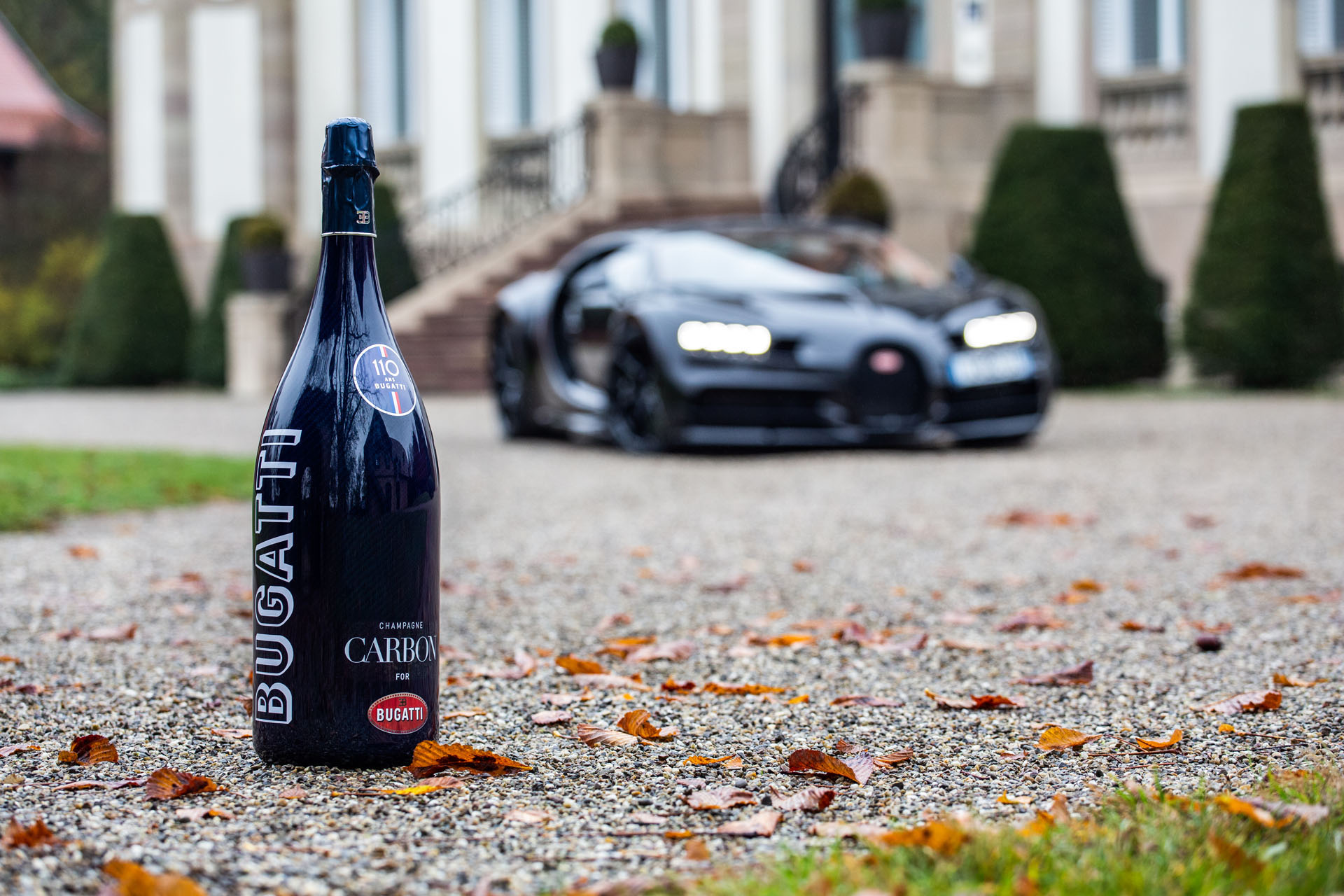bugatti-carbon-champagne-01 Champagne Carbon Bottles The Bugatti Of Bubbly With ƎB.01