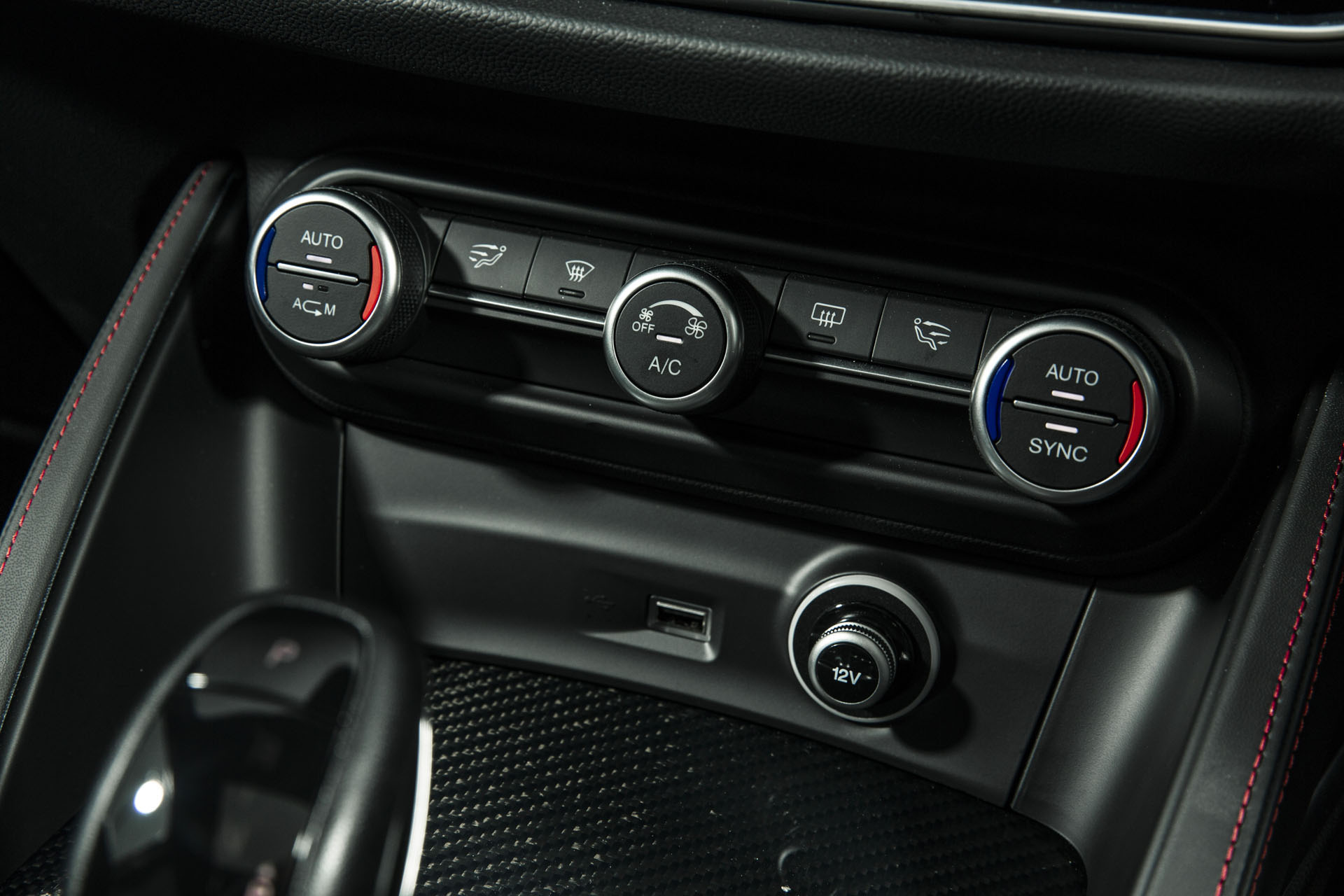 2019-alfa-romeo-stelvio-quadrifoglio-59 Start Your Morning Off Right With 125 Photos Of The Alfa Romeo Stelvio Quadrifoglio