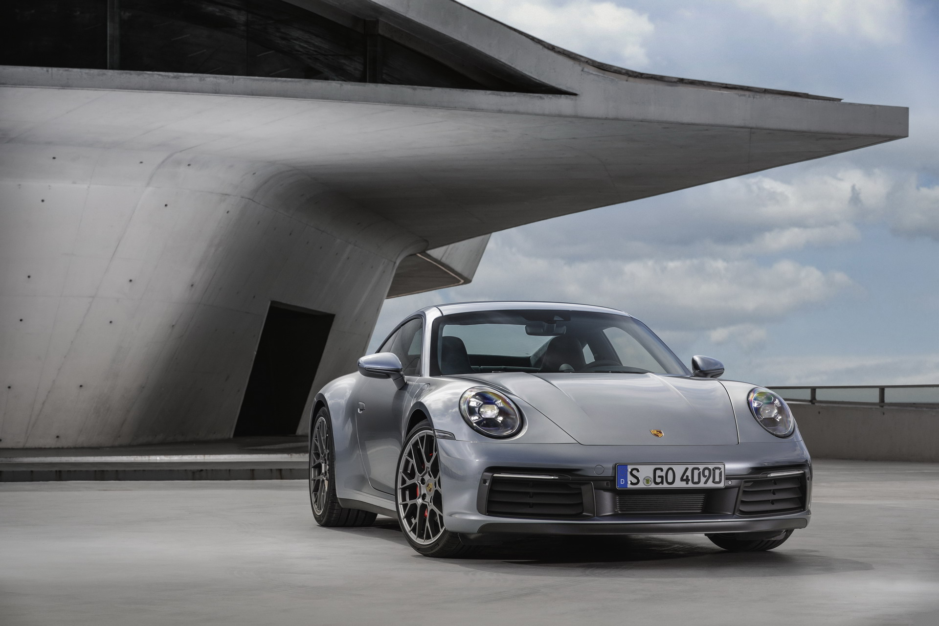 NMew Porsche 911 992 1 2020 Porsche 911 Is New And More Powerful, But Oh, So Familiar
