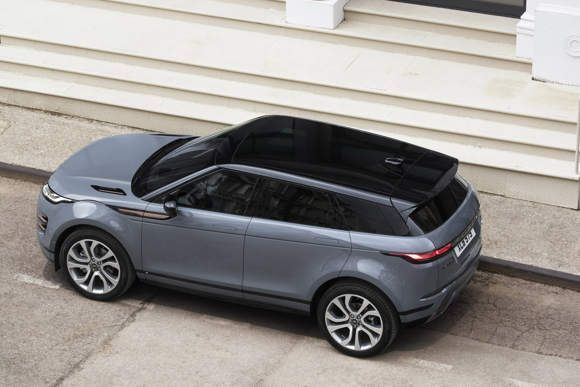 2020 Range Rover Evoque 59 2020 Range Rover Evoque Is A Baby Velar In A Short Skirt (Live Gallery)