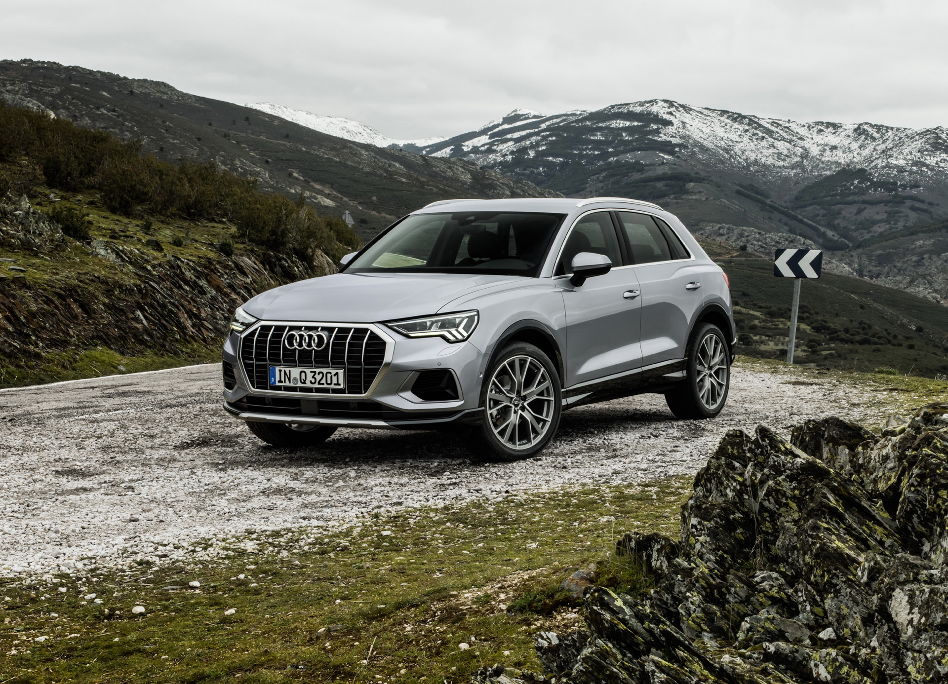 2019-Audi-Q3-41 Audi Adds Four New Powertrain Options To Euro-Spec 2019 Q3 Lineup