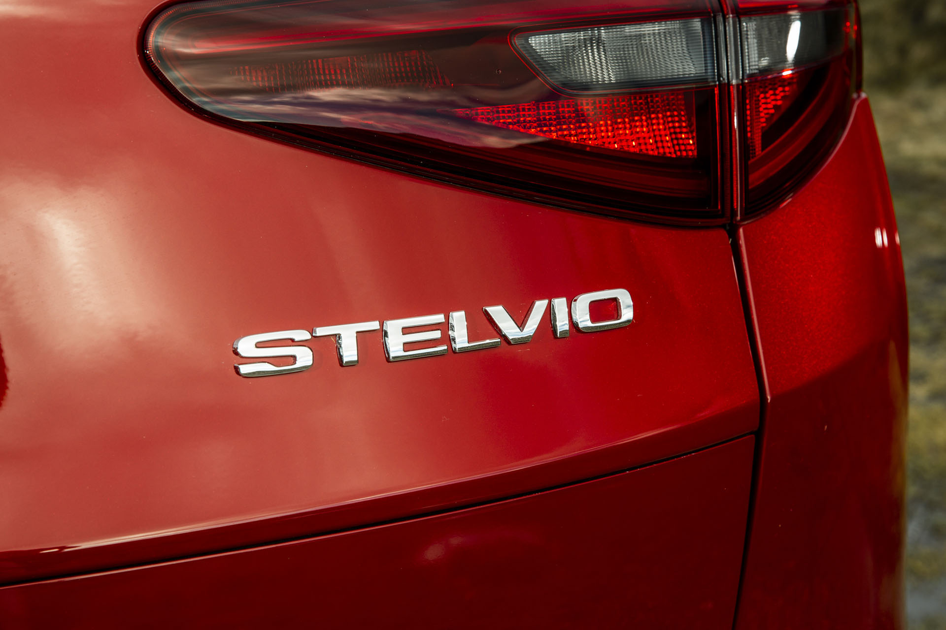 2019-alfa-romeo-stelvio-quadrifoglio-105 Start Your Morning Off Right With 125 Photos Of The Alfa Romeo Stelvio Quadrifoglio