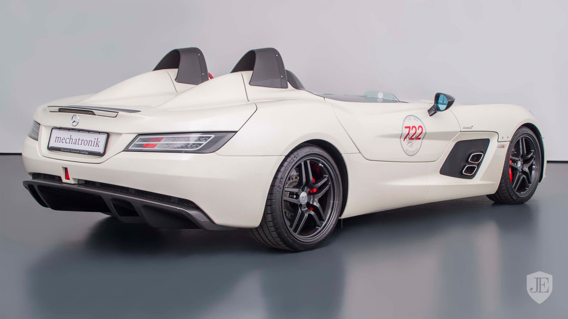 mercedes-slr-mclaren-stirling-moss-jamesedition-04 copy Would You Pay $3 Million For This Ten-Year-Old Mercedes?