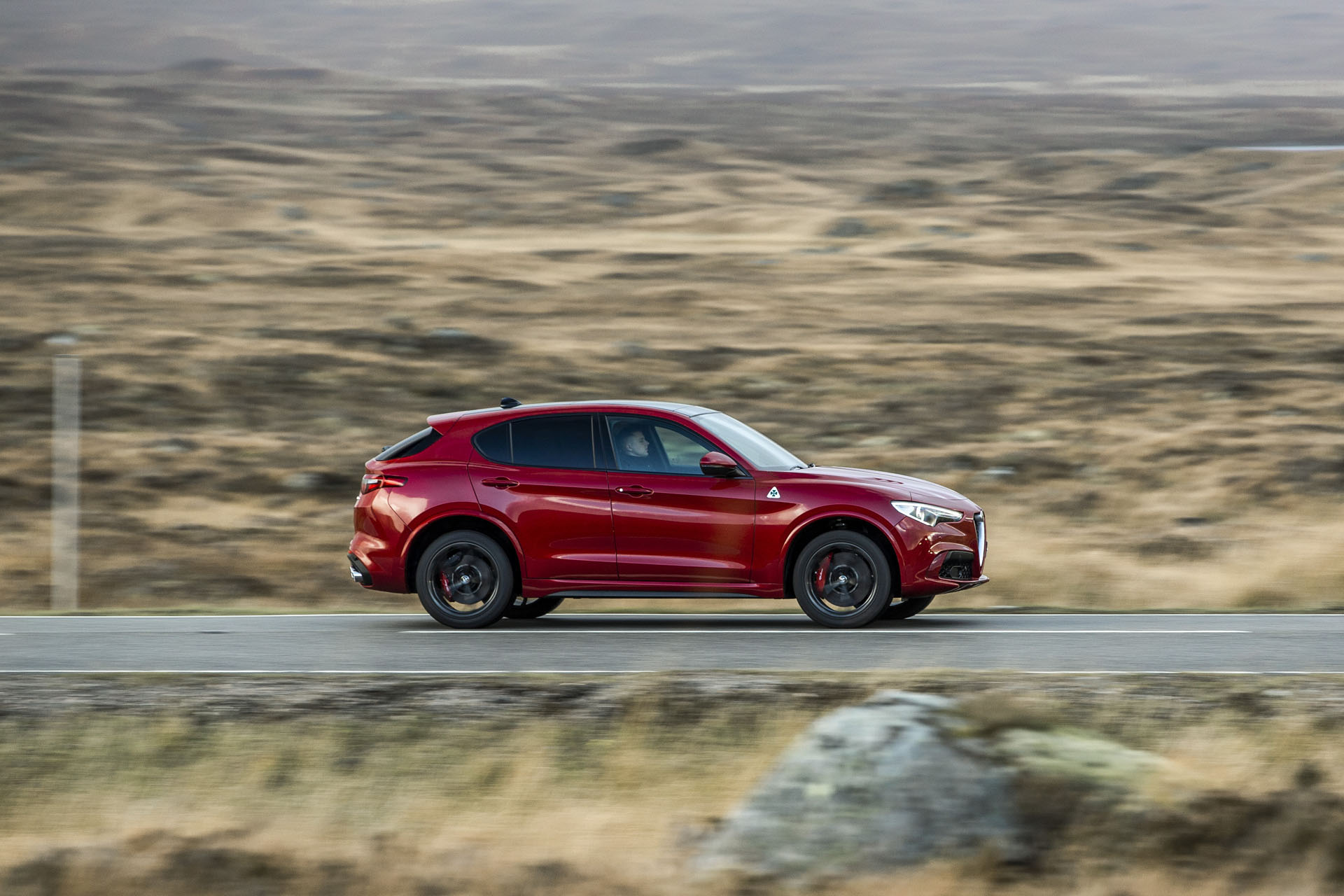 2019-alfa-romeo-stelvio-quadrifoglio-02 Start Your Morning Off Right With 125 Photos Of The Alfa Romeo Stelvio Quadrifoglio