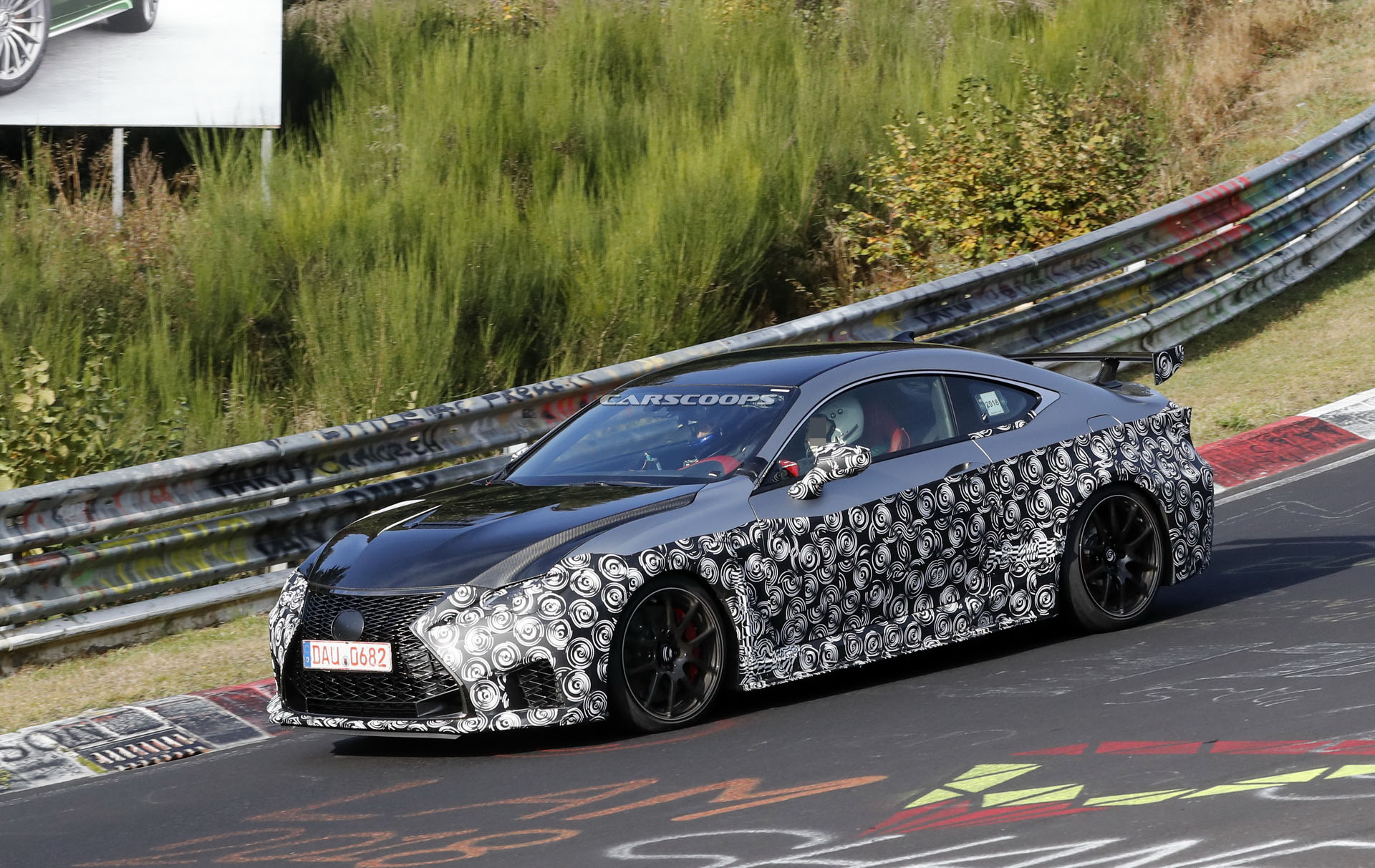 Lexus-RC-F-GT-03 Track-Focused Lexus RC F GT Flexes Its Muscles Before The Big Debut