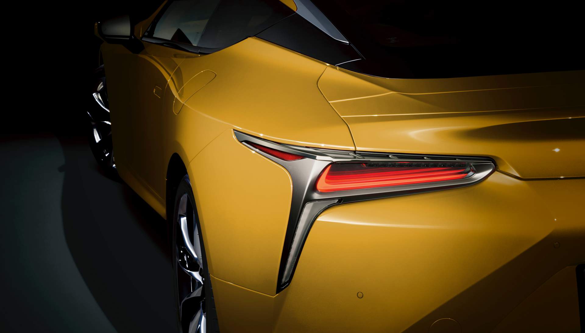 Lexus LC Luster Yellow Edition Japan 3 Lexus’ New LC “Luster Yellow” Edition For Japan Glows Like Gold