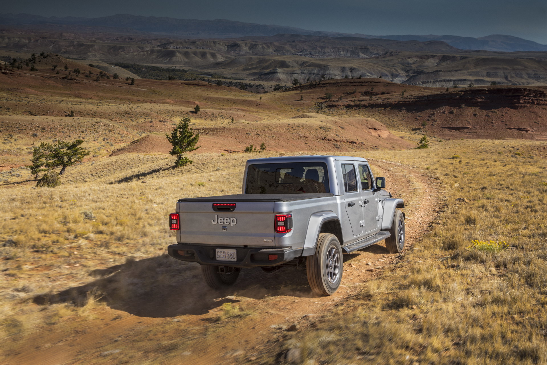 2020 Jeep Gladiator Truck 144 2020 Jeep Gladiator Just Can’t Wait To Tackle Some Off-Road Trails