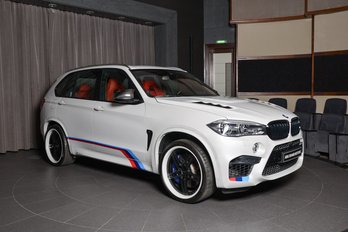 BMW-X5-M-Abu-Dhabi-4 BMW X5 M Wants Everyone To Know It Was Developed By M Division