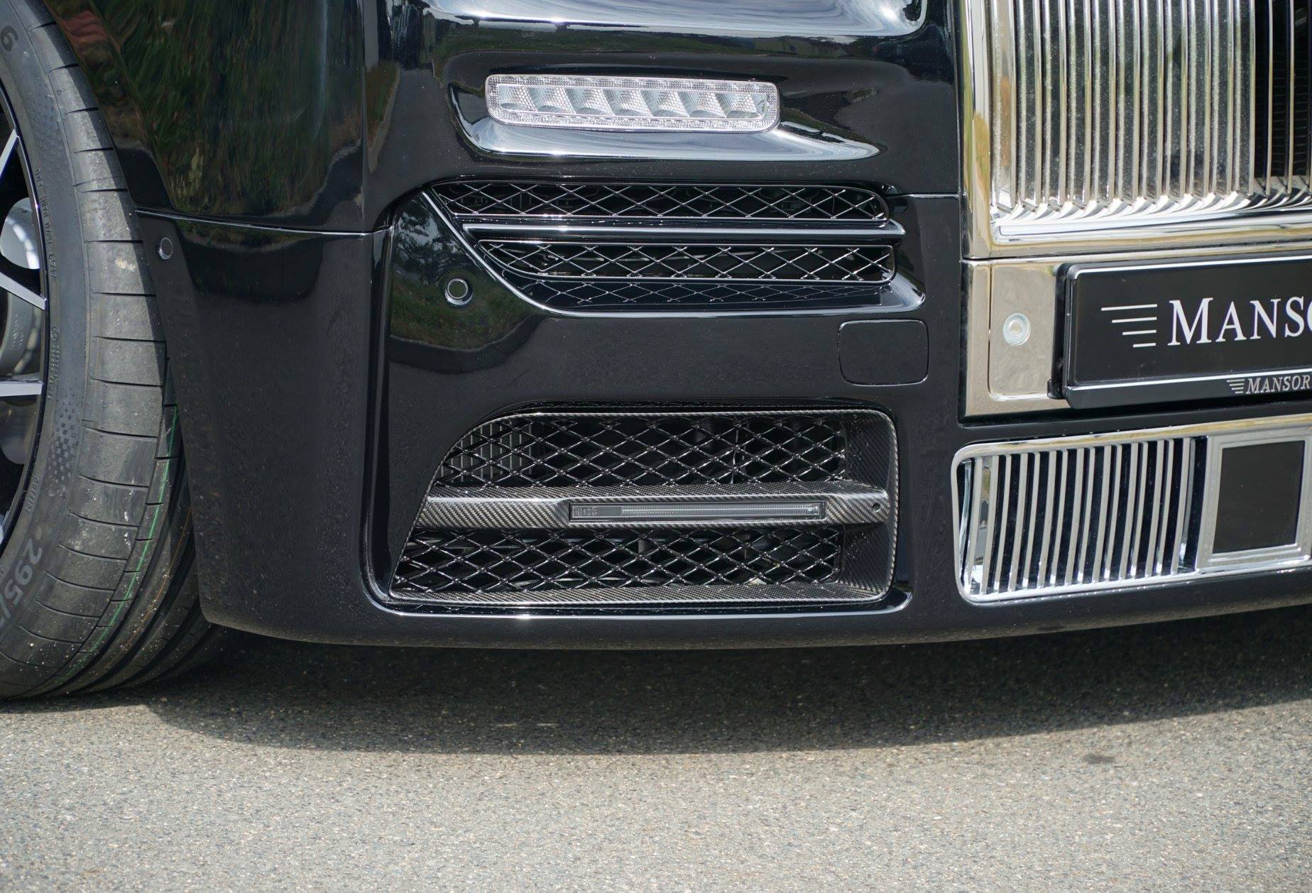 mansory rolls royce phantom allnew 19 Mansory’s Take On The New Rolls-Royce Phantom Offers More Luxury, 602 HP