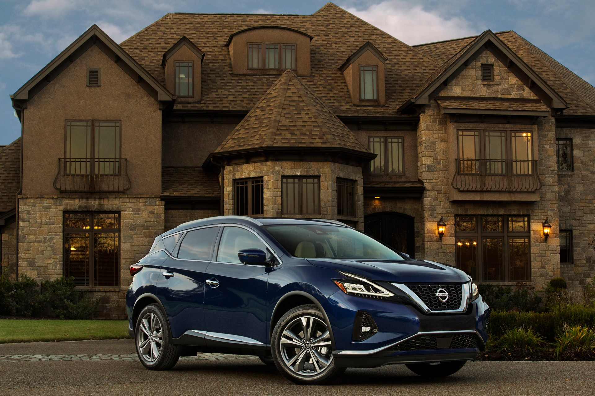 2019 Nissan Murano-11 2019 Nissan Murano Facelift Brings Classier Looks And Updated Tech