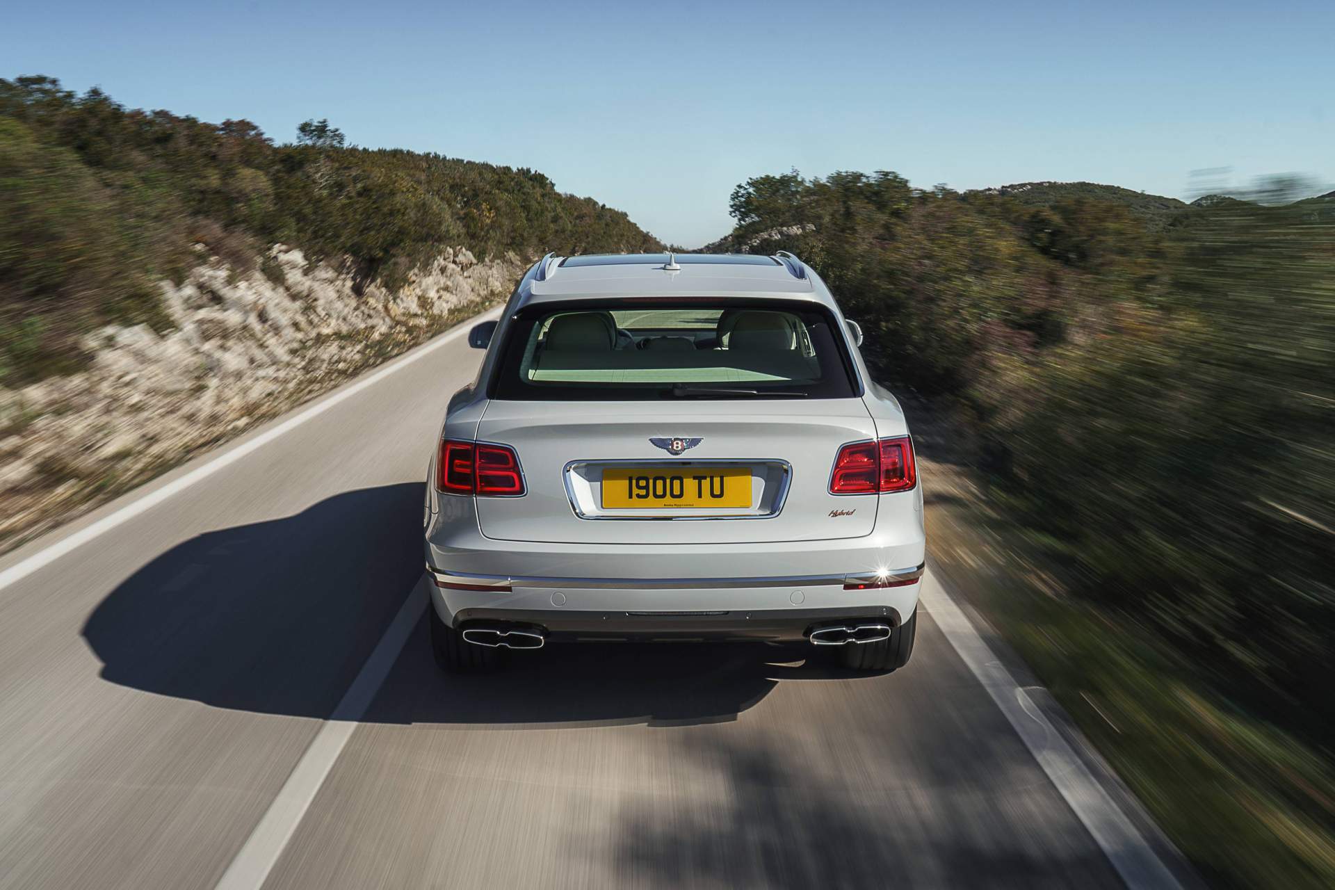 Bentley Bentayga Hybrid 4 WLTP Switch “Close To Catastrophic” For Bentley As It Lost 300-400 Bentayga Sales