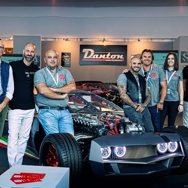 lamborghini espada hot rod 22 Lamborghini Espada Hot Rod Says It Loud: It’s WIDE And It’s Proud