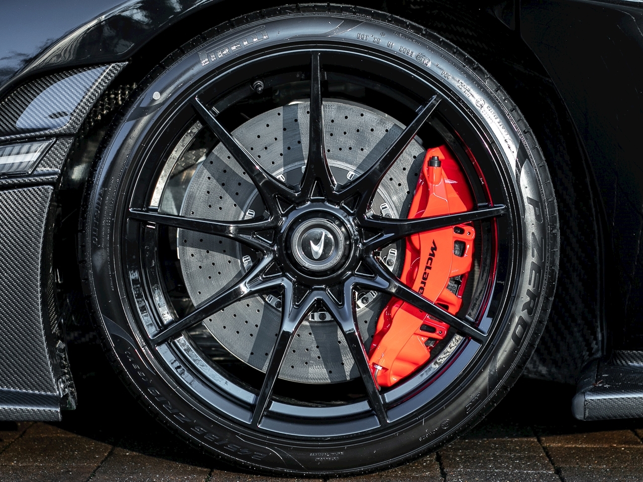 McLaren-Senna-For-Sale-12 A Flipper Has Put This Practically New McLaren Senna Up For Sale