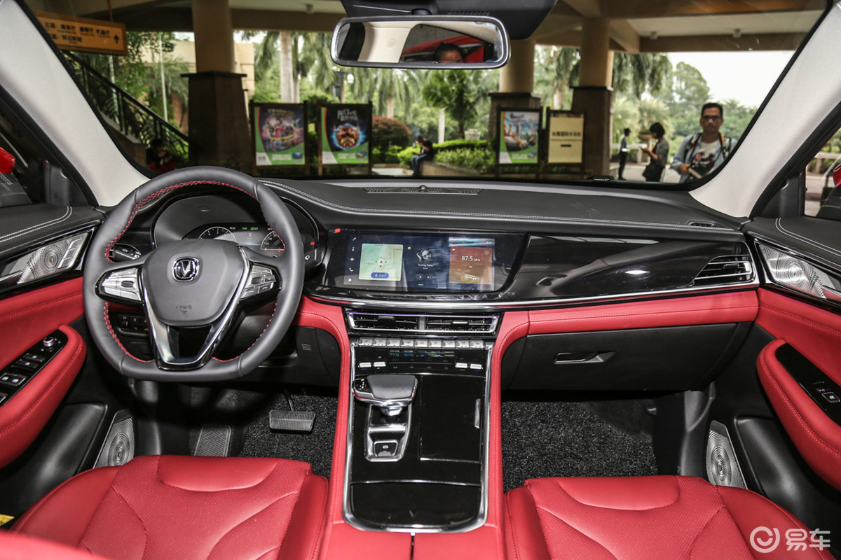 changan cs85 coupe crossover unveiled 33 Changan CS85 Coupe Crossover Looks Like The Lovechild Of A BMW X4 And A VW Touareg