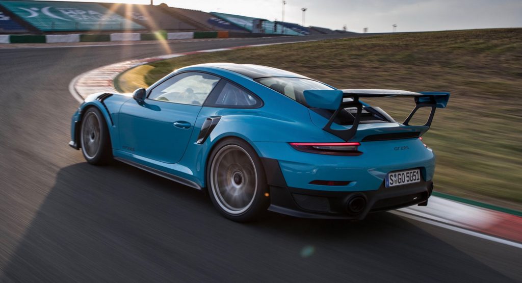  New Porsche 911 GT2 RS Clubsport Package Is For The Track Enthusiast