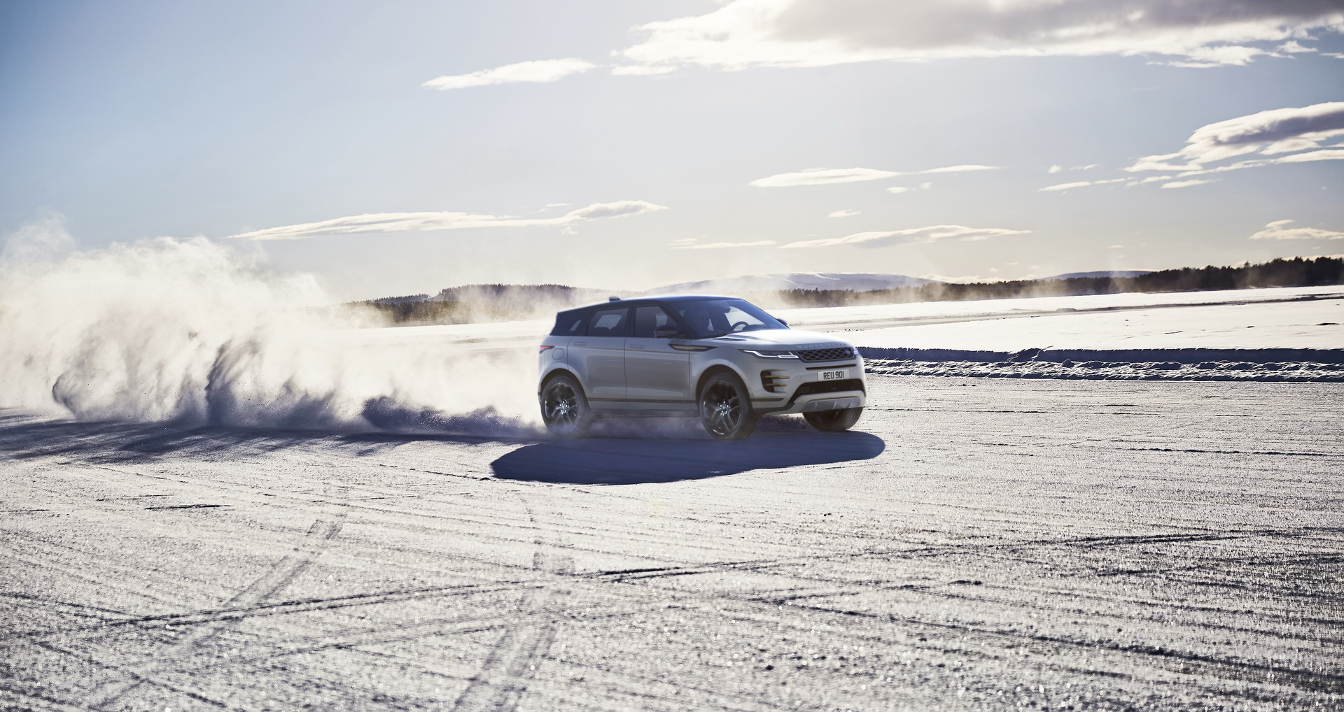 2020 Range Rover Evoque 8 2020 Range Rover Evoque Is A Baby Velar In A Short Skirt (Live Gallery)