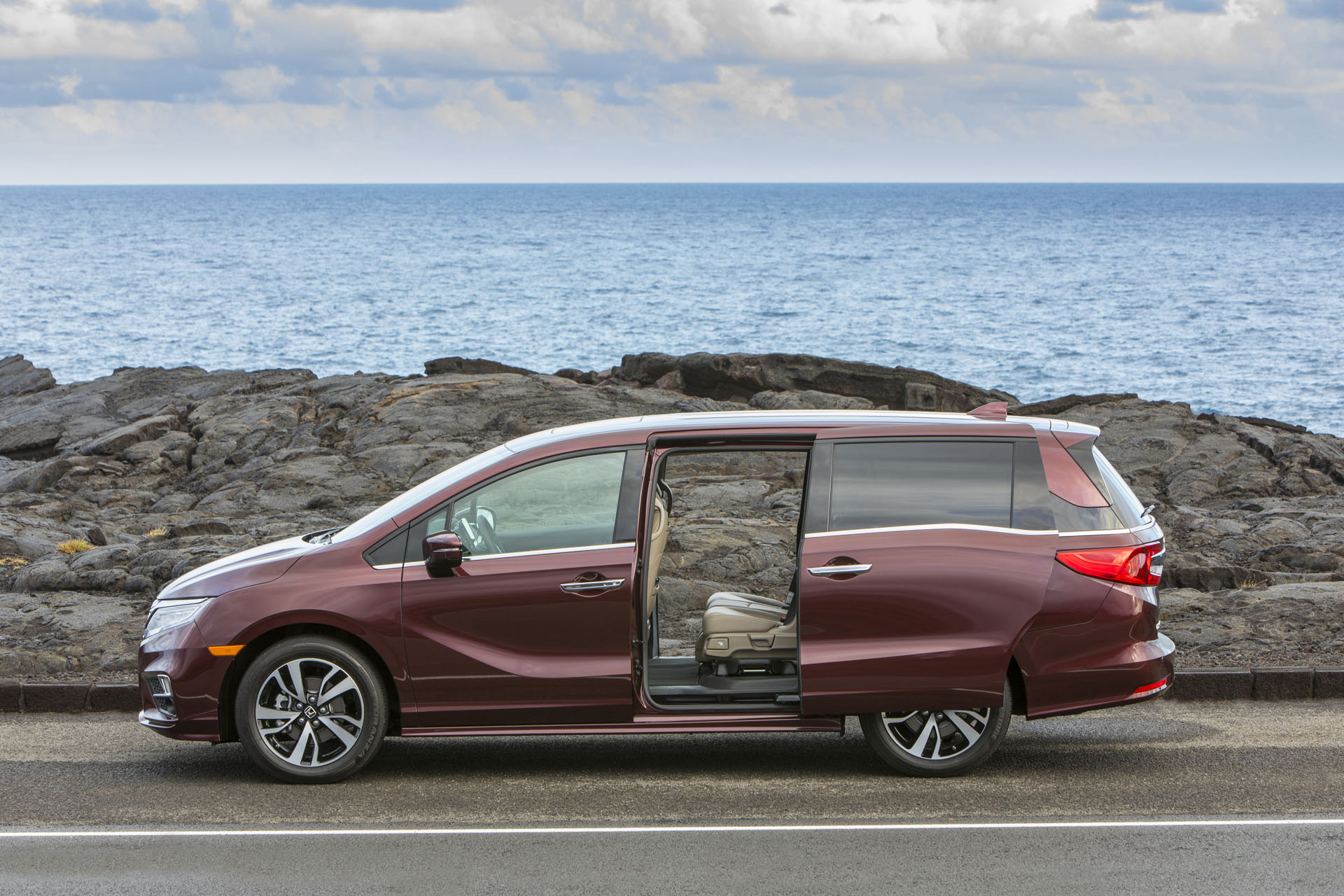 2019 Honda Odyssey Rear Doors Of U.S. Honda Odyssey Might Slide Open While Driving
