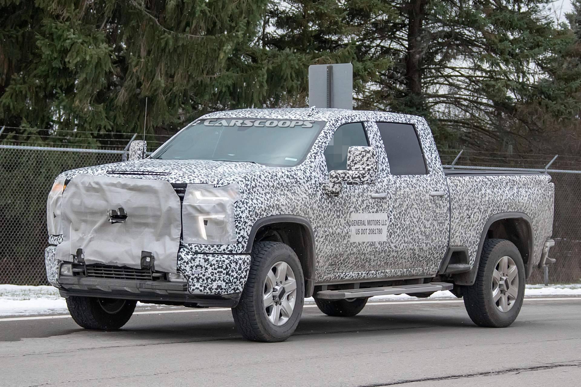2020 Chevrolet Silverado HD spy shots 3 2020 Chevrolet Silverado HD Drops Heavy Camo To Show 1500-Inspired Design