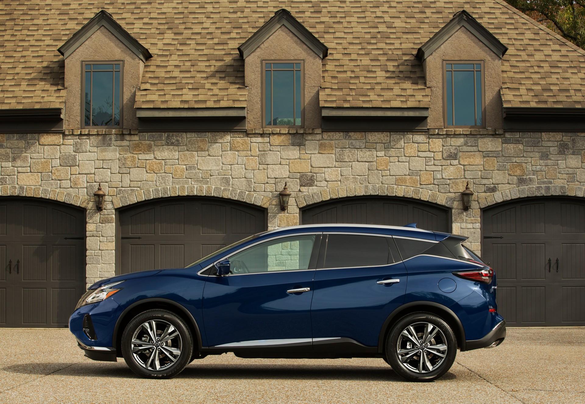 2019 Nissan Murano-1 2019 Nissan Murano Facelift Brings Classier Looks And Updated Tech
