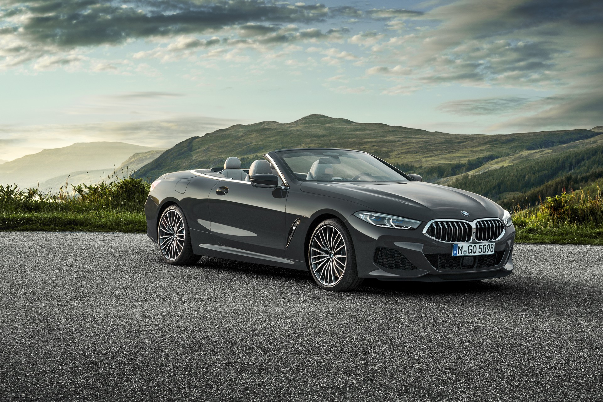 BMW 8-Series Convertible-31 BMW Drops The Top On The All-New 8-Series Convertible