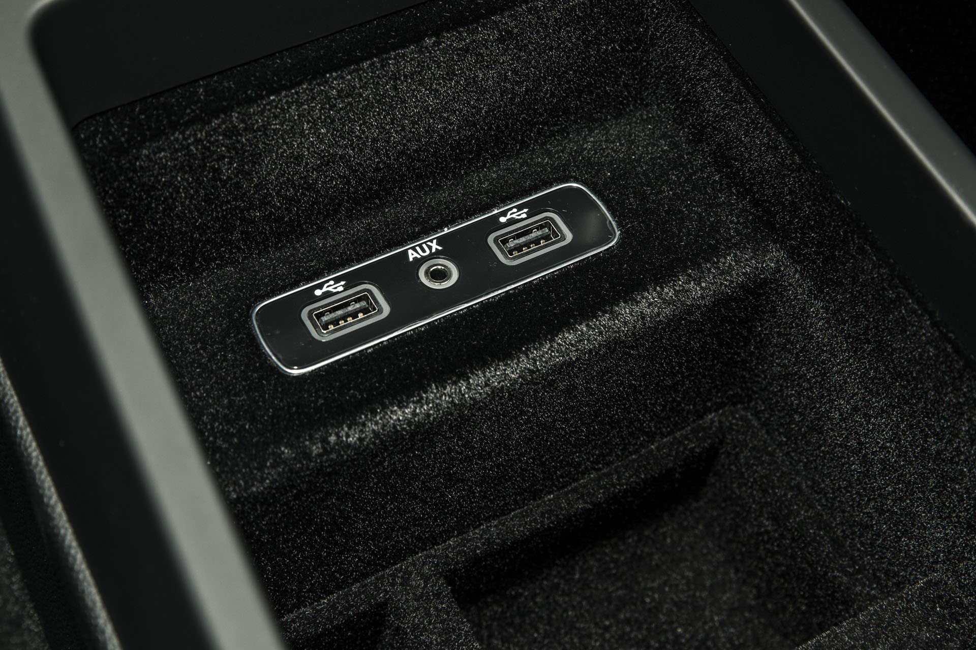 2019-alfa-romeo-stelvio-quadrifoglio-65 Start Your Morning Off Right With 125 Photos Of The Alfa Romeo Stelvio Quadrifoglio