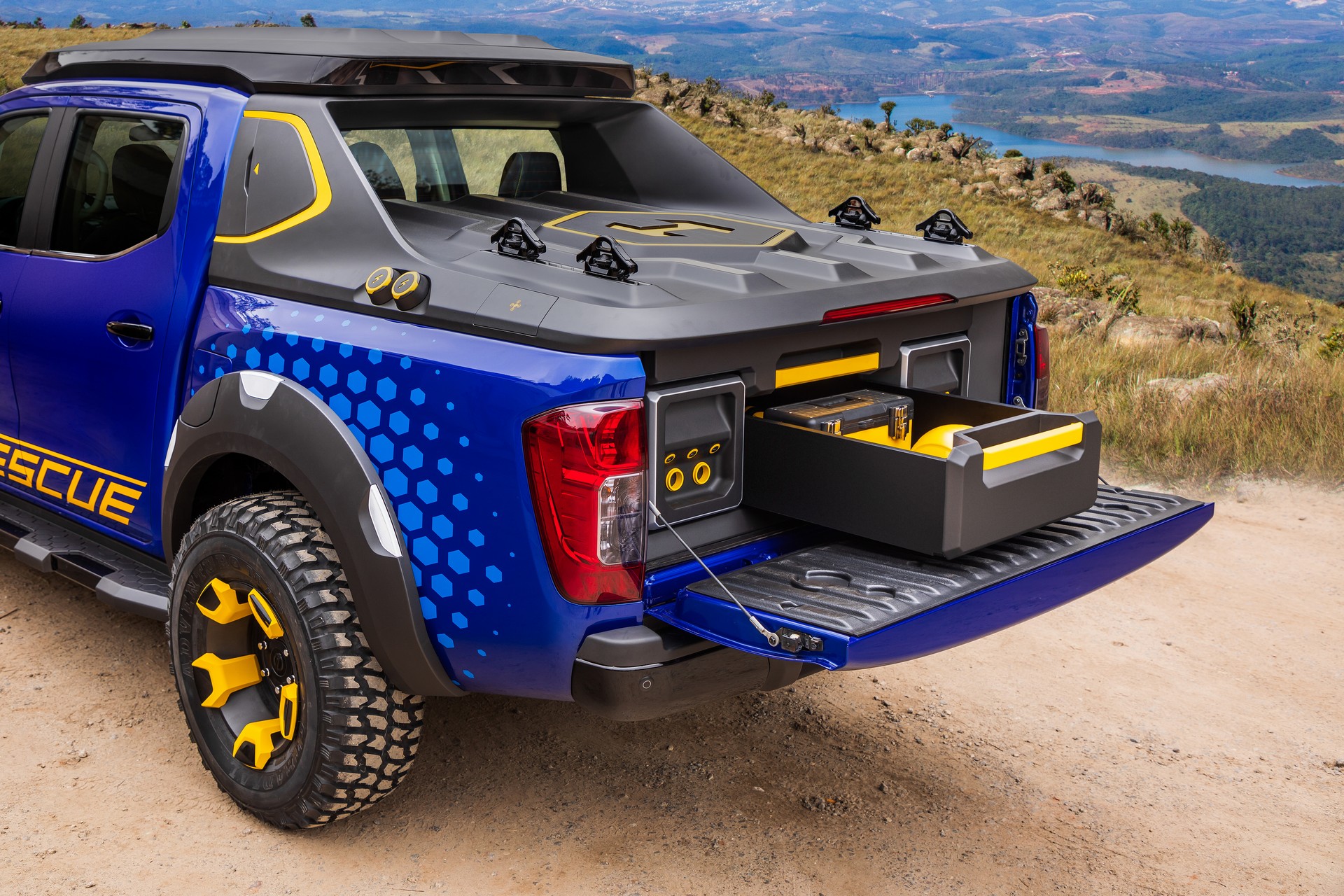 Nissan Frontier Sentinel concept-2 Nissan’s Frontier Sentinel Concept Is A Rugged Rescue Truck With A Drone Landing Pad