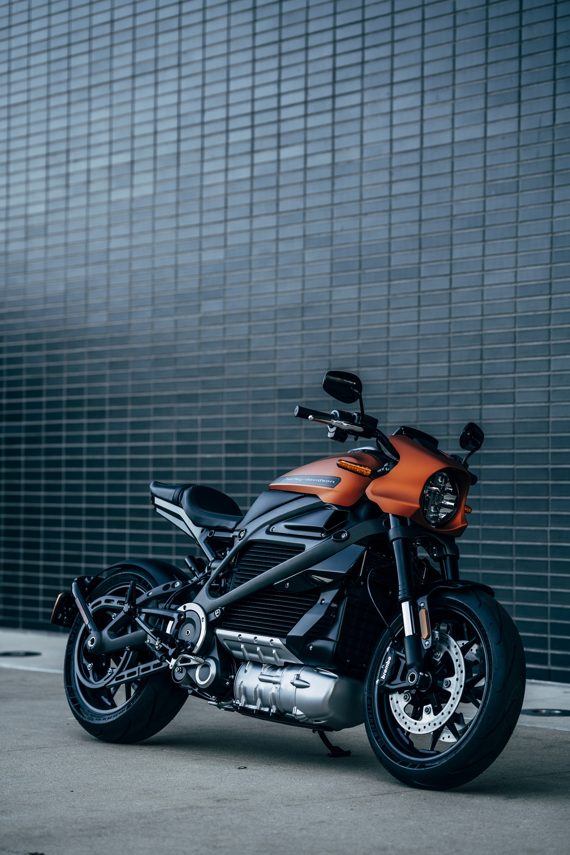 Harley-Davidson LiveWire-22 Harley-Davidson’s Electric LiveWire Bike Has 110 Mile Range, Costs $29,799