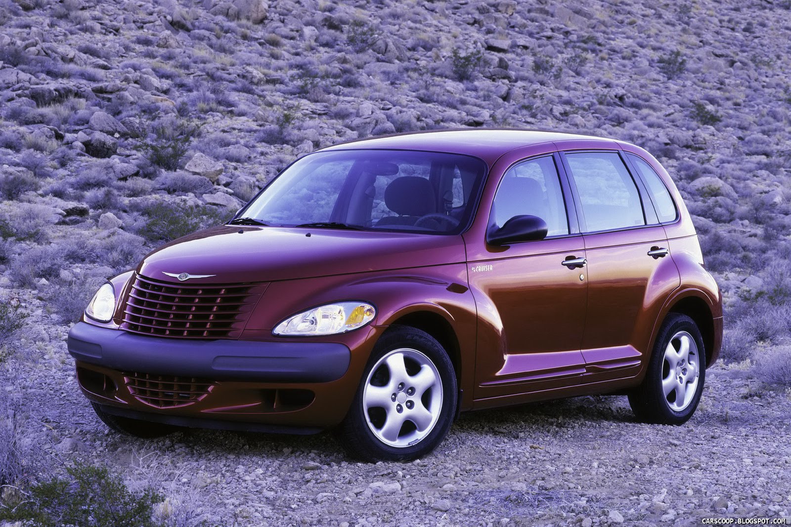 dodge challenger retro cars sales 10 Dodge Challenger Soldiers On As Retro-Styled Cars Are Still In Demand