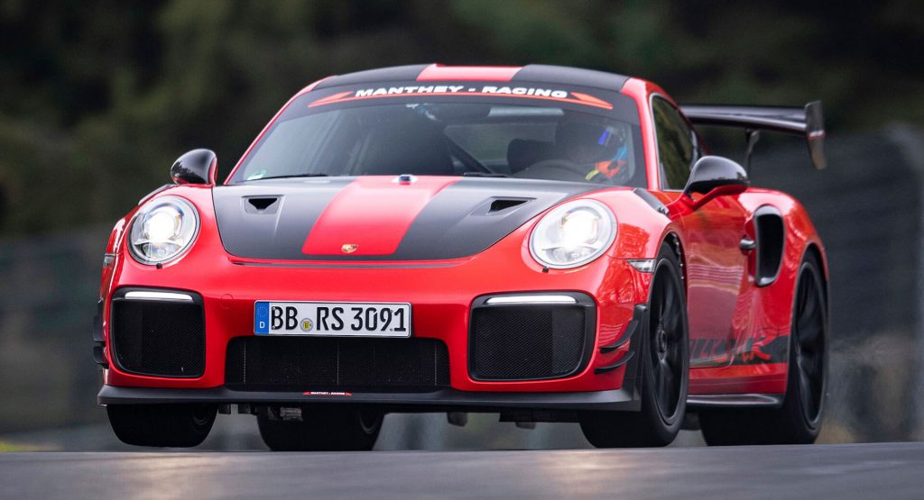  Porsche 911 GT2 RS MR Claims The Throne Of The ‘Ring With A 6:40.3
