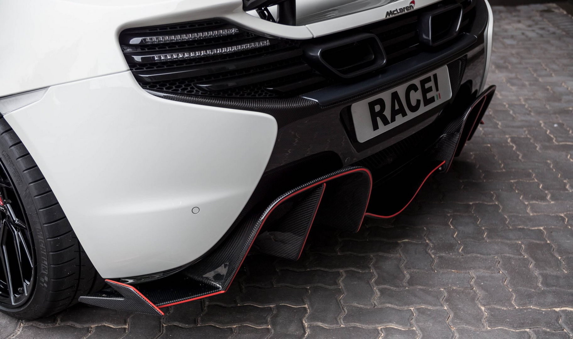 mclaren 650s spider race south africa tuning 18 Tuned McLaren 650S Spider Sports New Alloys, Extra Carbon Fiber Parts