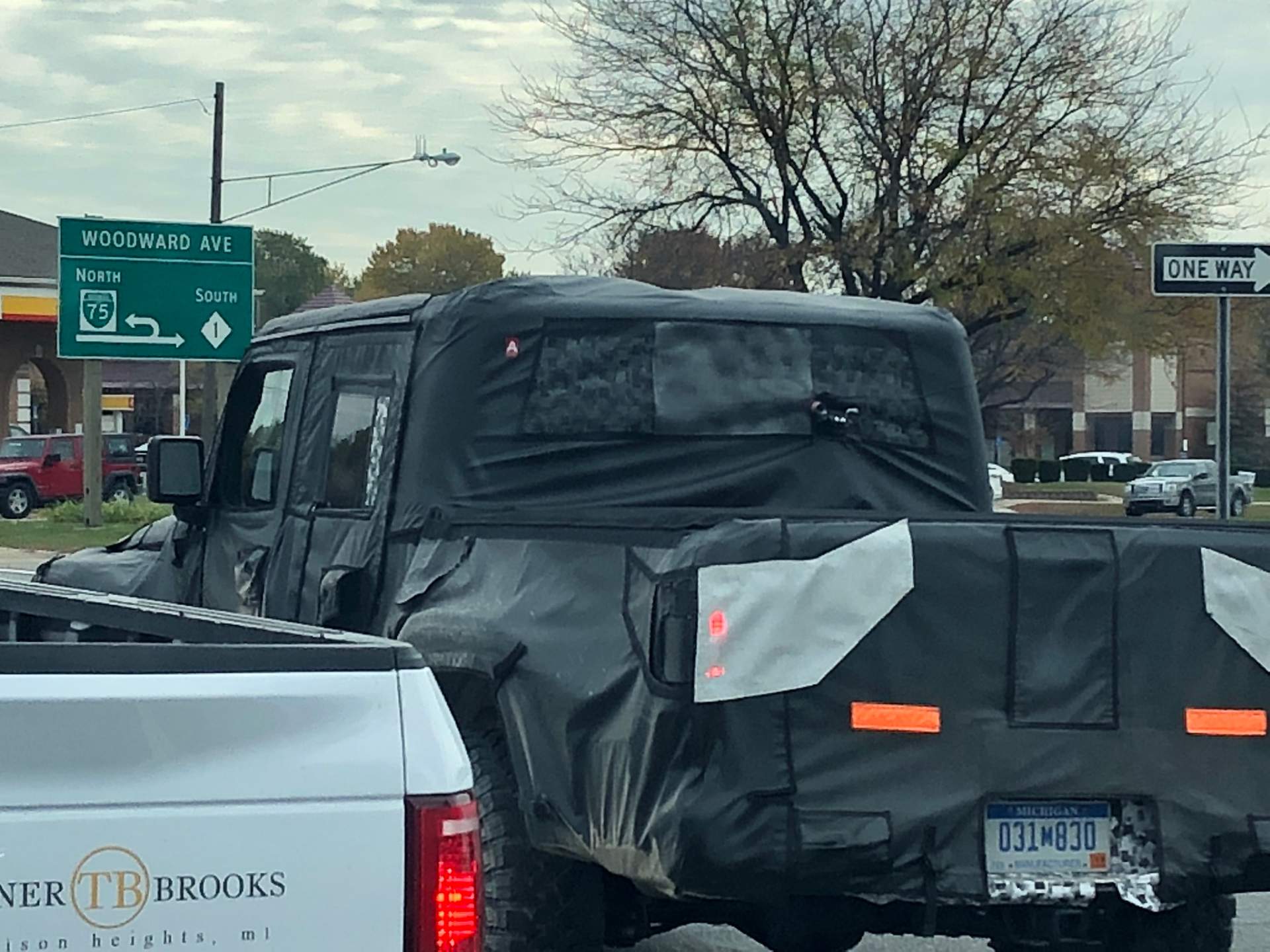2019 Jeep Scrambler (JT) spy shots 3 2019 Jeep Scrambler’s LA Auto Show Debut Confirmed As Sightings Continue