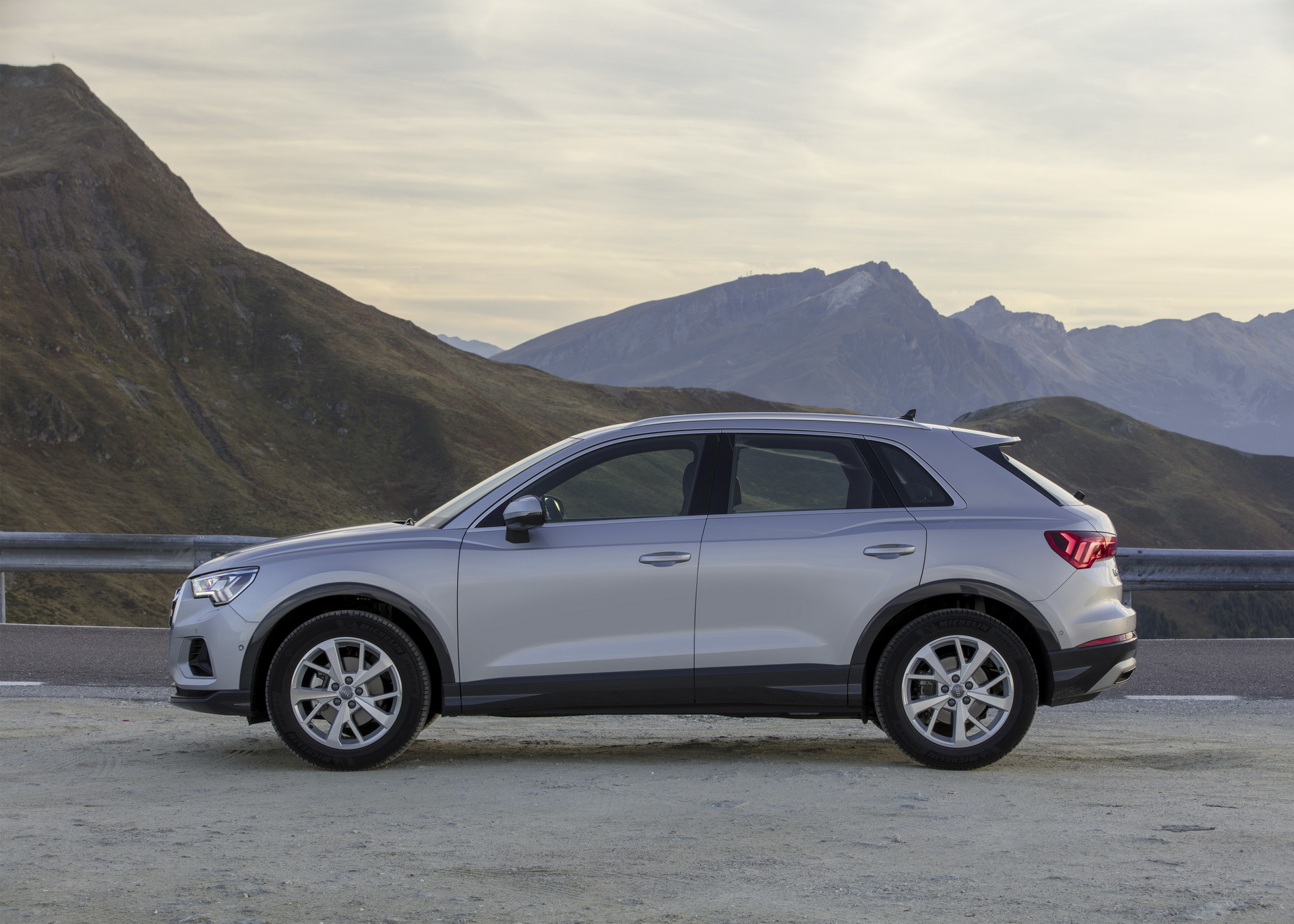 2019-Audi-Q3-88 Audi Adds Four New Powertrain Options To Euro-Spec 2019 Q3 Lineup