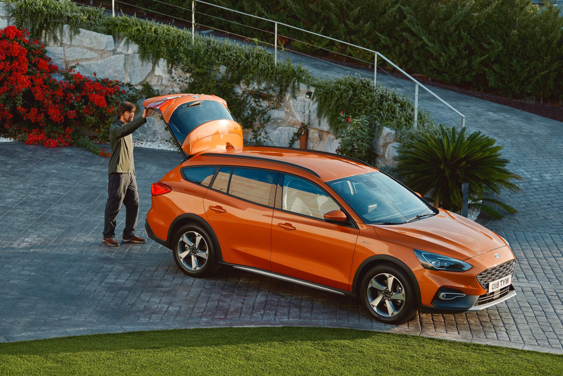 FORD 2018 FOCUS ACTIVE WAGON 2019 Ford Focus Active Wagon Officially Revealed In Europe