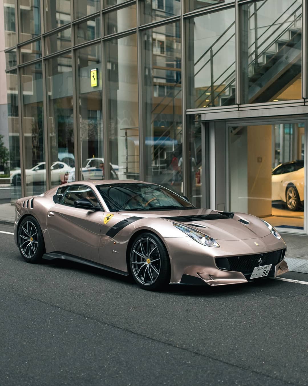 Ferrari-F12tdf-3 Ferrari F12tdf Wears Lamborghini’s Bronzo Masaru Paintjob With Gusto