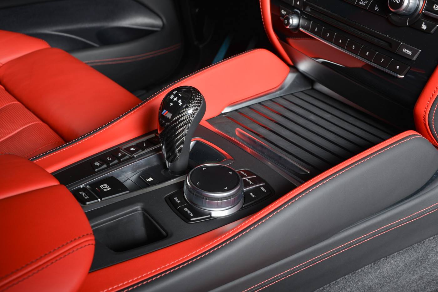 BMW-X5-M-Abu-Dhabi-11 BMW X5 M Wants Everyone To Know It Was Developed By M Division